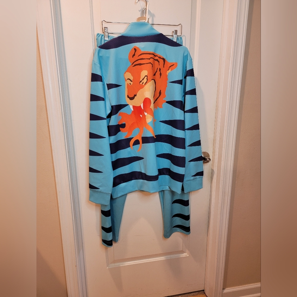 Kicking & Screaming Tiger Soccer Coach Jacket & Pants Tracksuit Costume